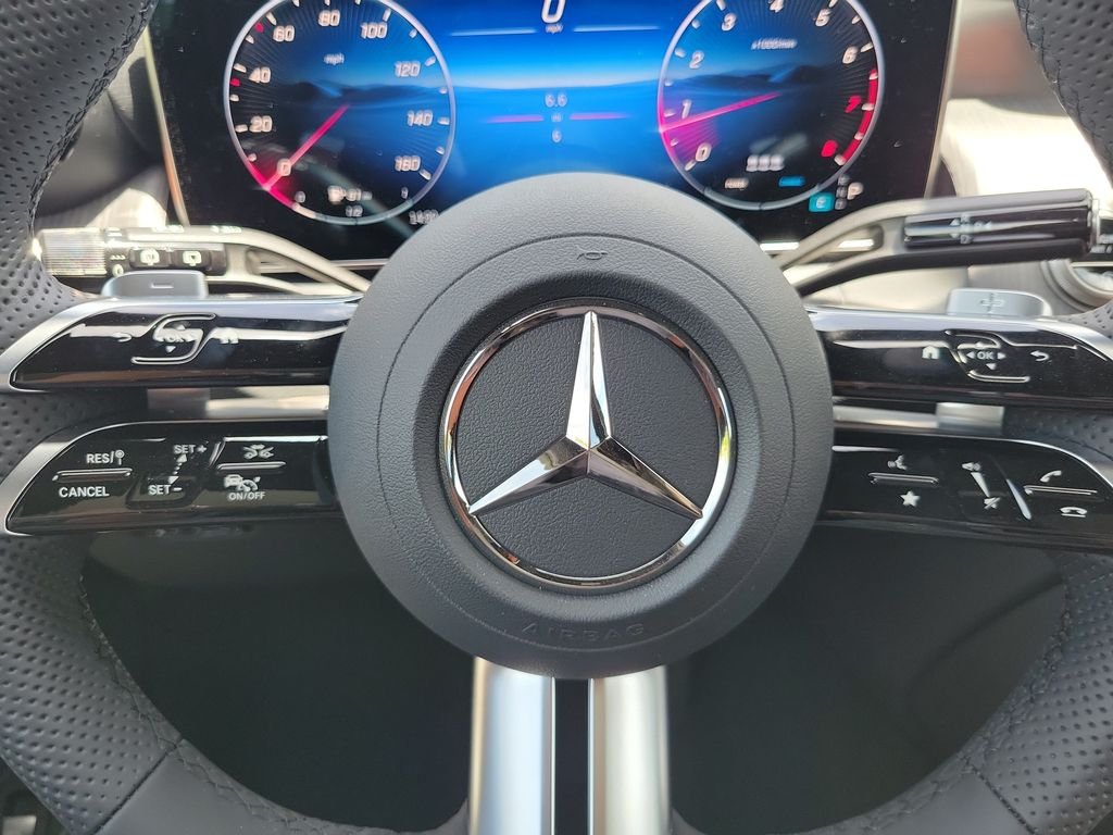 New 2027 MANUFAKTUR Alpine Grey Mercedes-Benz GLC 300 image 23