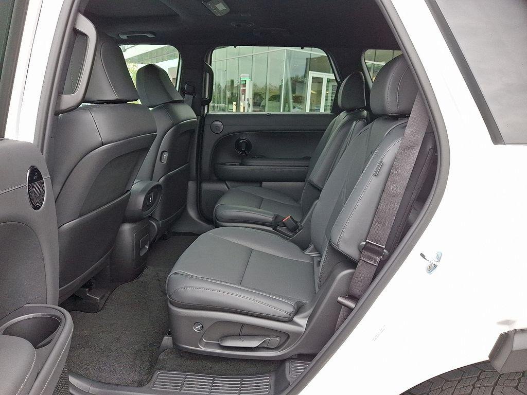 New 2026 Creamy White Pearl Hyundai XRT Pro image 6