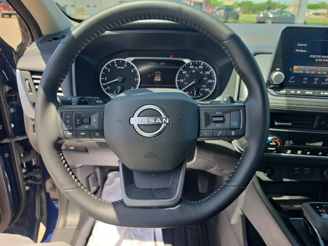 Used 2025 Deep Ocean Blue Nissan SV image 20