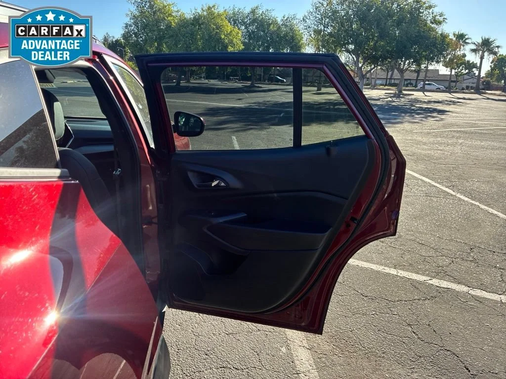 Used 2025 Crimson Metallic Chevrolet LT image 22