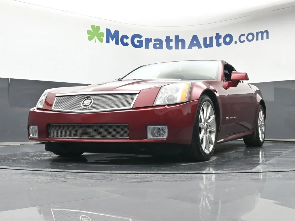 Used 2007 Red Cadillac Base image 7