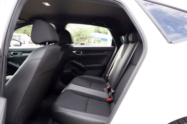 2026 Honda Civic Hatchback Sport - Photo 17