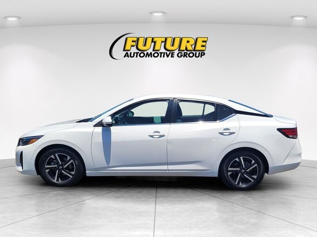 Used 2024 White Nissan SV image 6