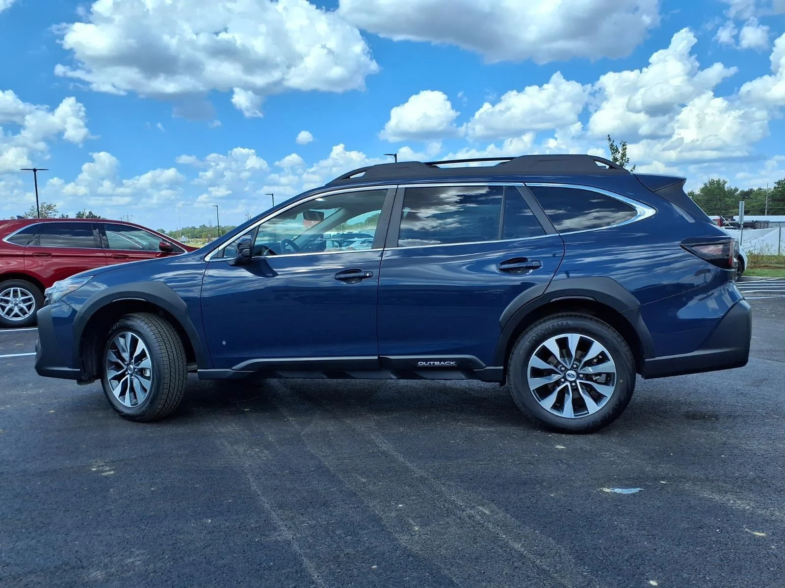 Used 2023 Cosmic Blue Pearl Subaru Limited image 33