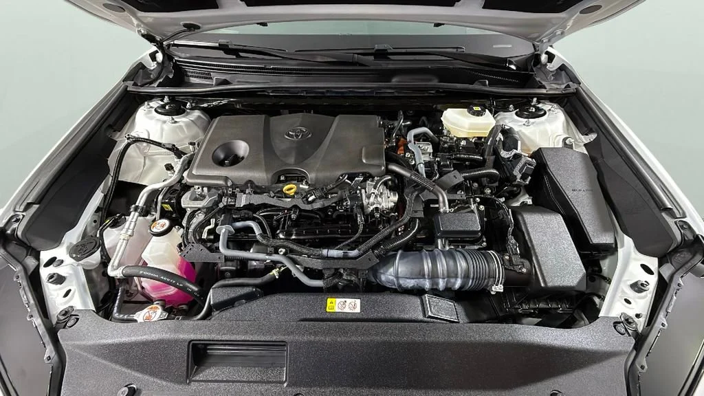 Used 2025 White Toyota SE image 36