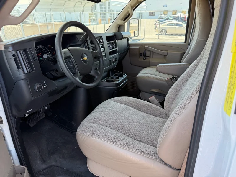 Used 2018 SUMMIT WHITE Chevrolet VAN 159" image 11