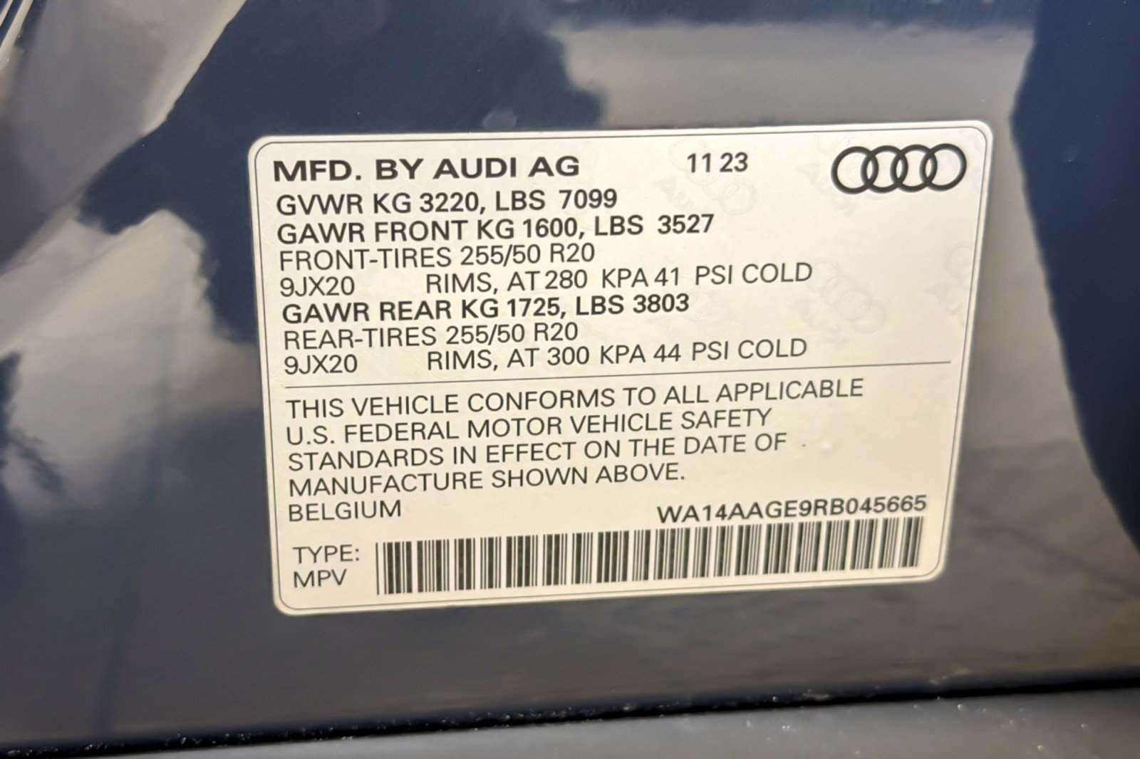 Used 2024 Plasma Blue Metallic Audi Premium quattro image 26