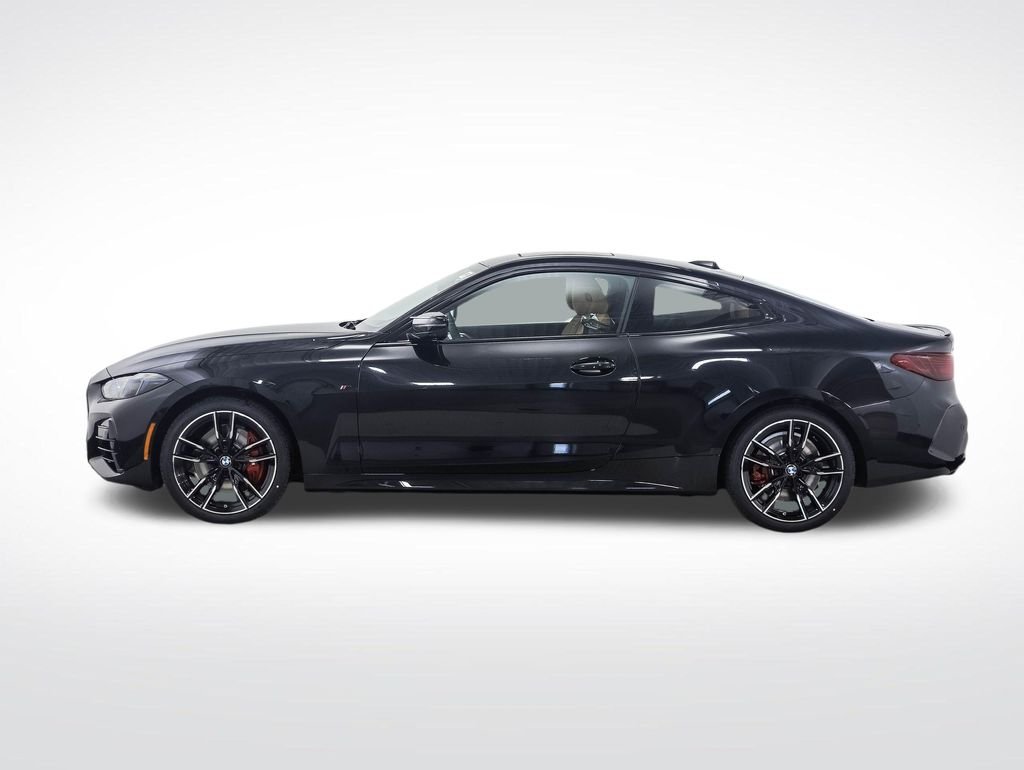 Used 2026 Black Sapphire Metallic BMW M440i xDrive image 3