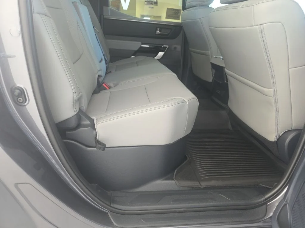 New 2026 Wind Chill Pearl <sup>1</sup> Toyota  Platinum image 21