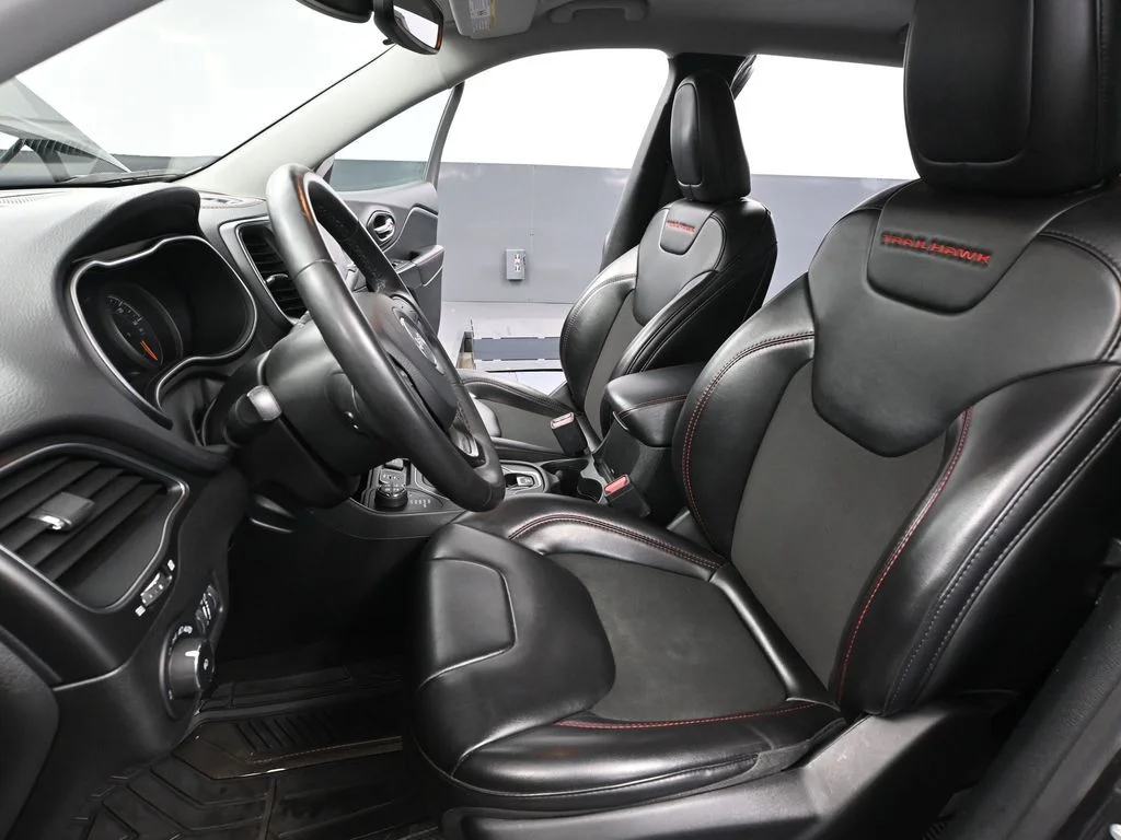 2022 Jeep Cherokee Trailhawk - Photo 23