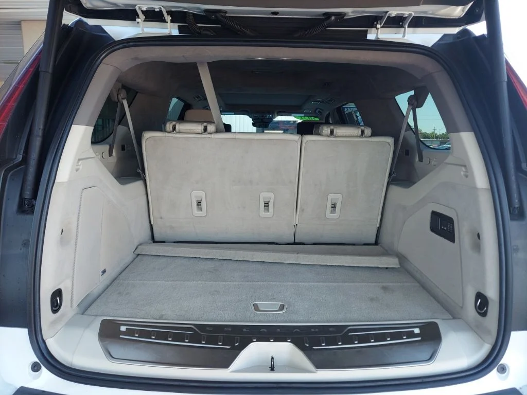 Used 2021 White Cadillac Premium Luxury Platinum image 47