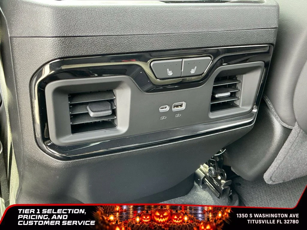 Used 2024 Summit White GMC AT4X image 30