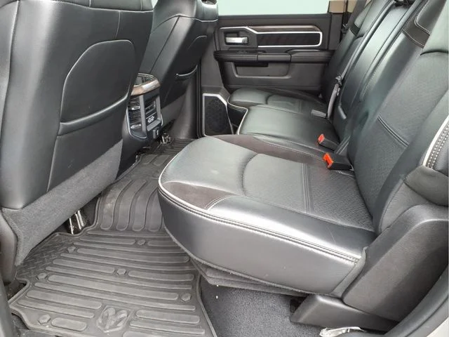 Used 2019 Silver Ram Laramie image 17