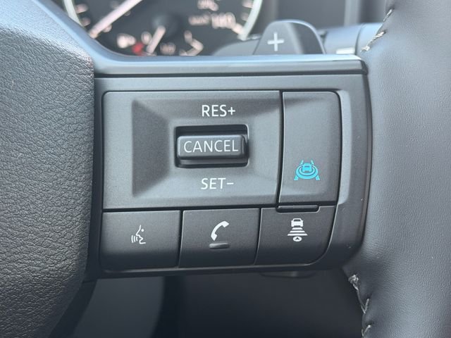 New 2026 Everest White Pearl TriCoat Nissan Dark Armor™ image 17
