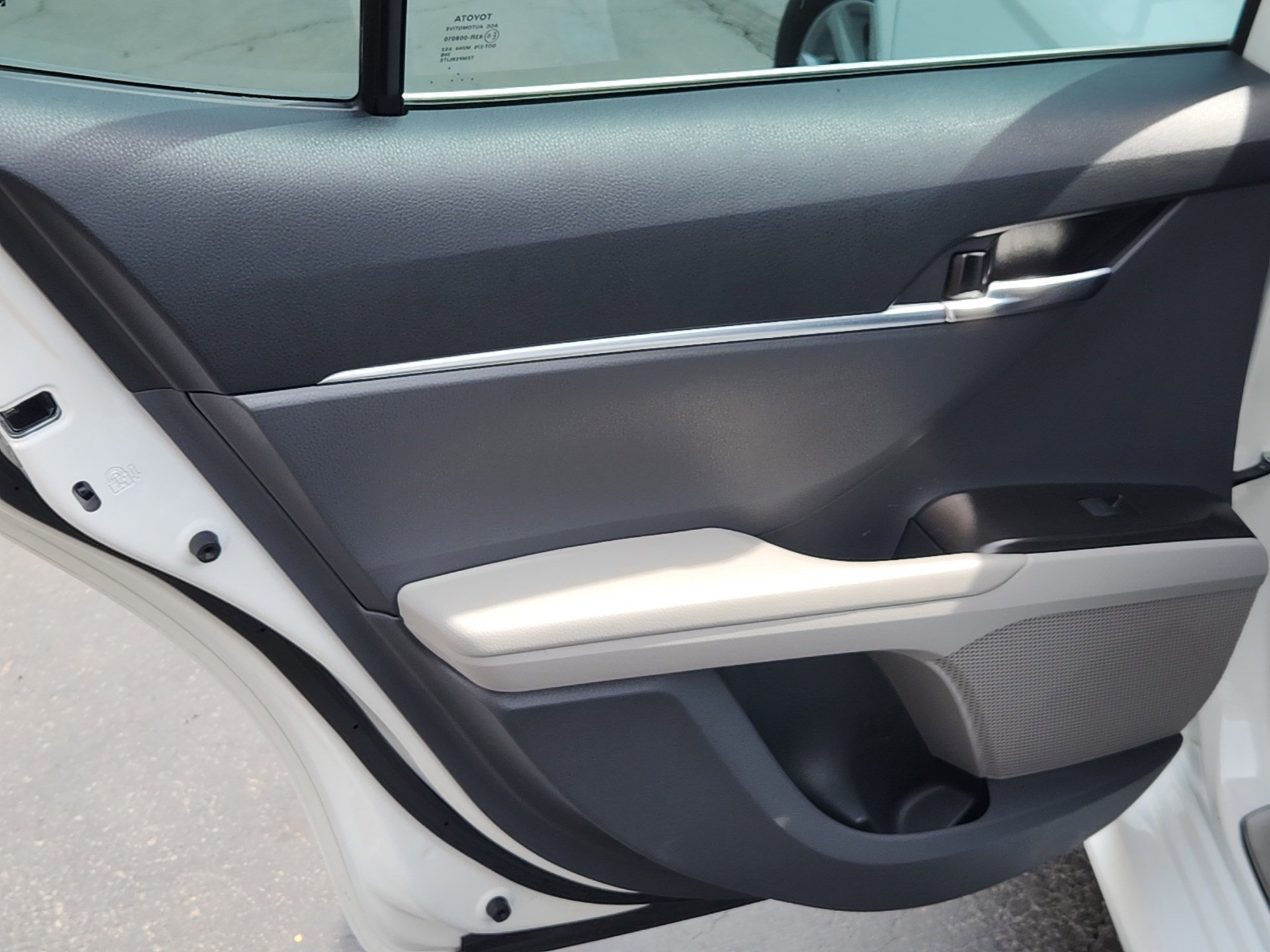 2024 Toyota Camry LE - Photo 22