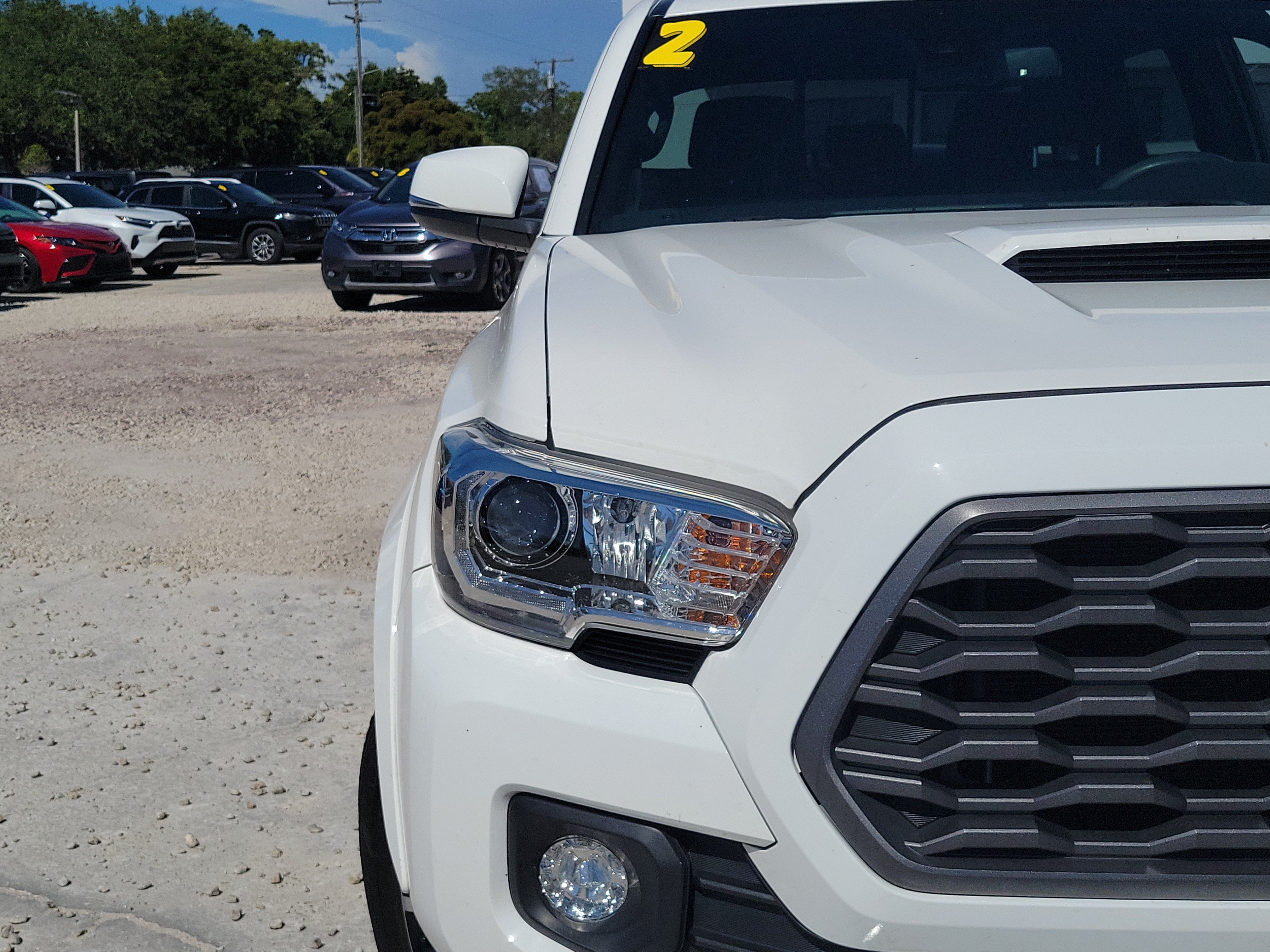 Used 2022 White Toyota SR image 7