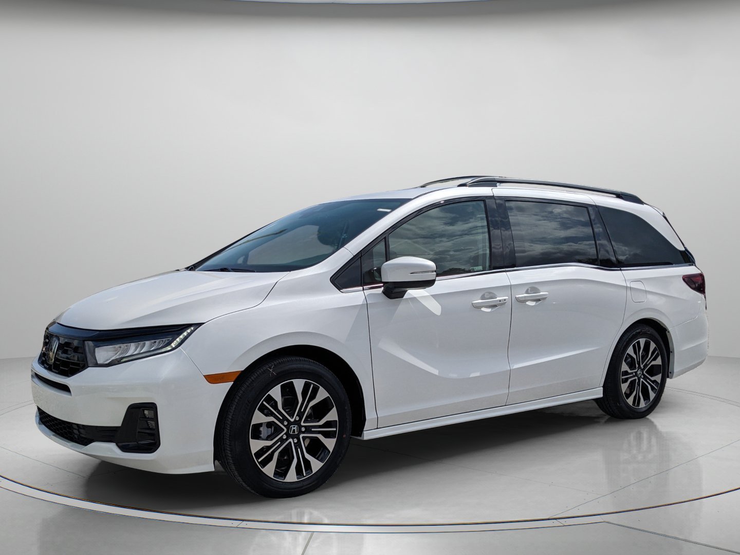 New 2026 Platinum White Pearl Honda Elite image 2
