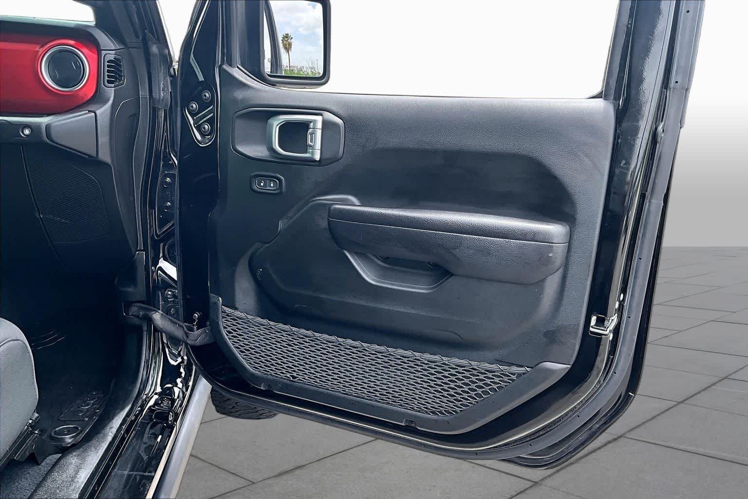 Used 2023 Black Clearcoat Jeep Rubicon image 23