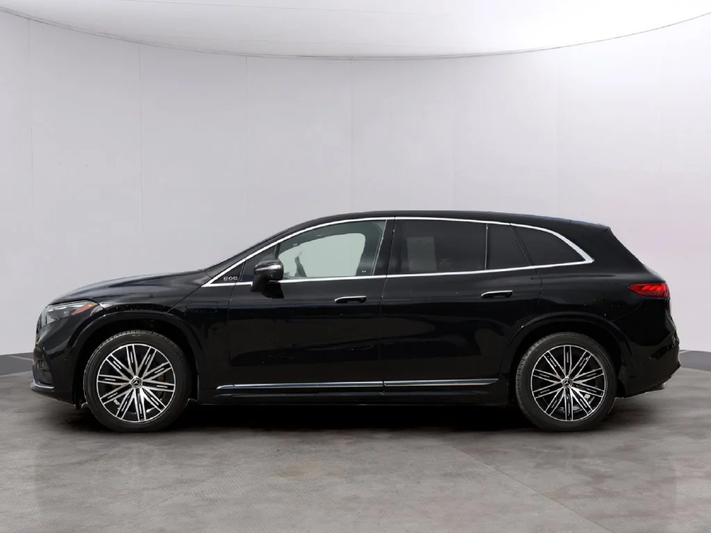 Certified Used 2023 Obsidian Black Metallic Mercedes-Benz 580 image 4