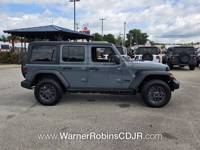 New 2026 Anvil Clearcoat Jeep Sport RHD image 11