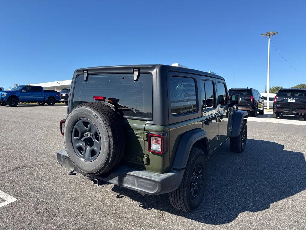 Used 2021 Sarge Green Clearcoat Jeep Unlimited Sport image 2