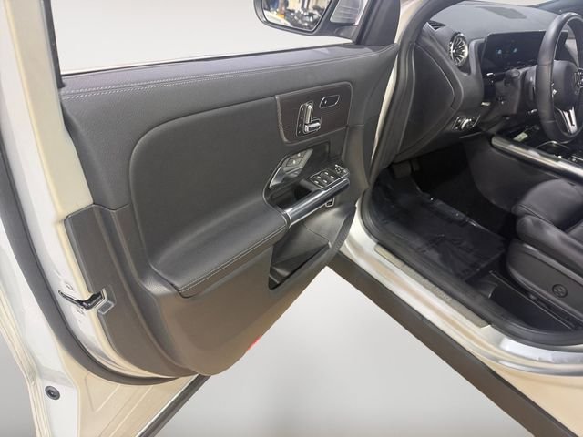 Certified Used 2023 Iridium Silver Metallic Mercedes-Benz GLA 250 image 12