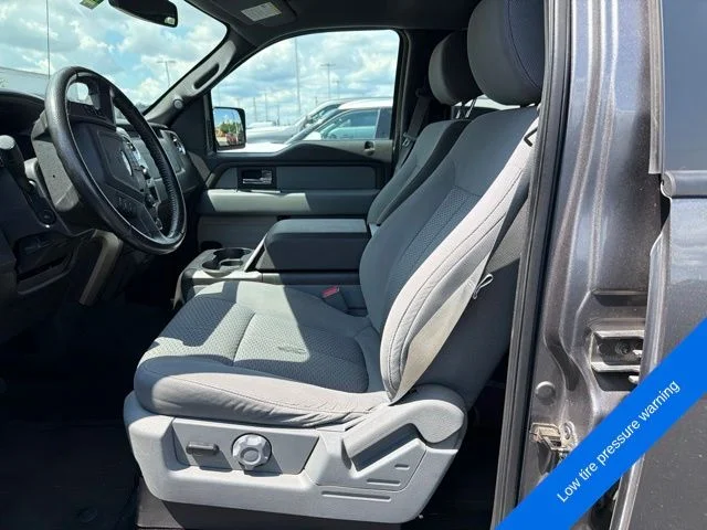 Used 2014 Sterling Gray Metallic Ford XLT image 9