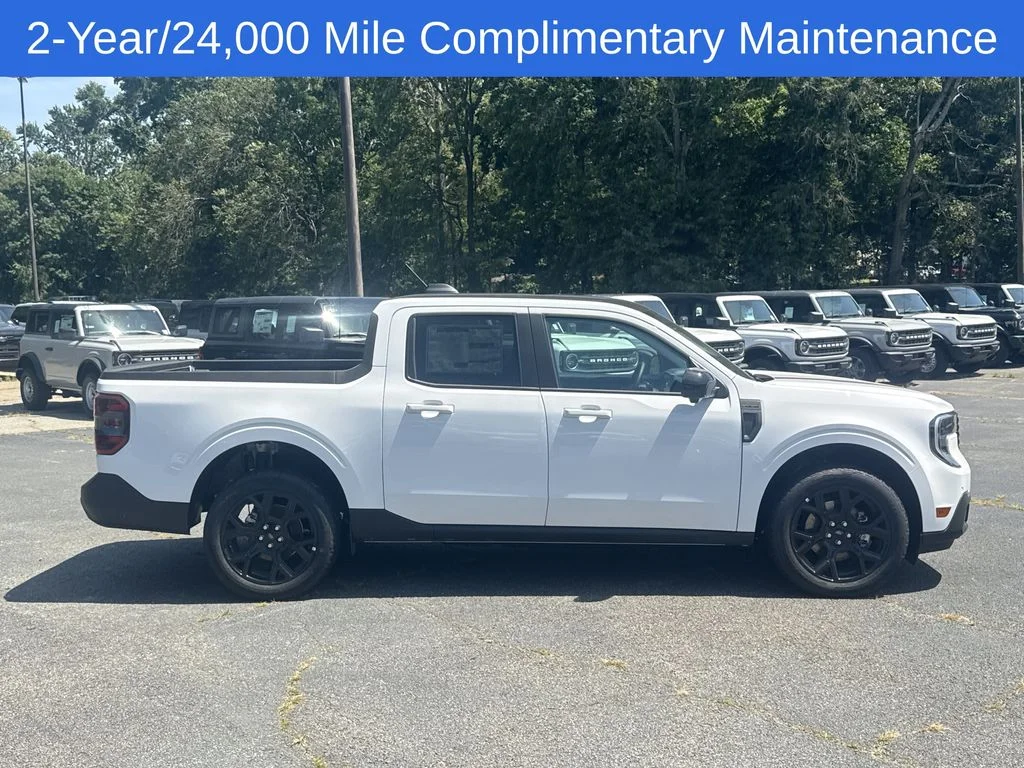 New 2026 Oxford White Ford Lariat image 8