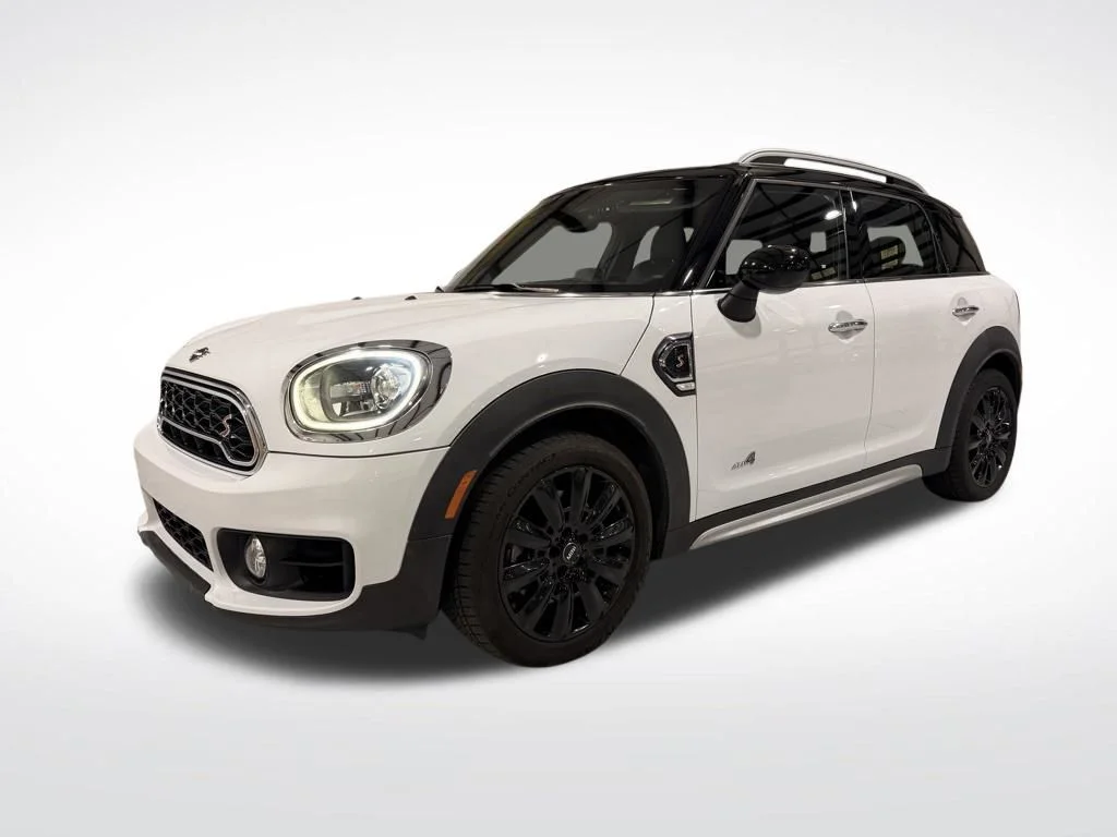 2019 MINI Countryman Cooper S ALL4 Iconic's photo