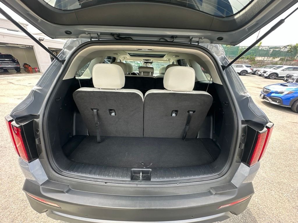 Certified Used 2023 Silver Kia X-Line S image 29