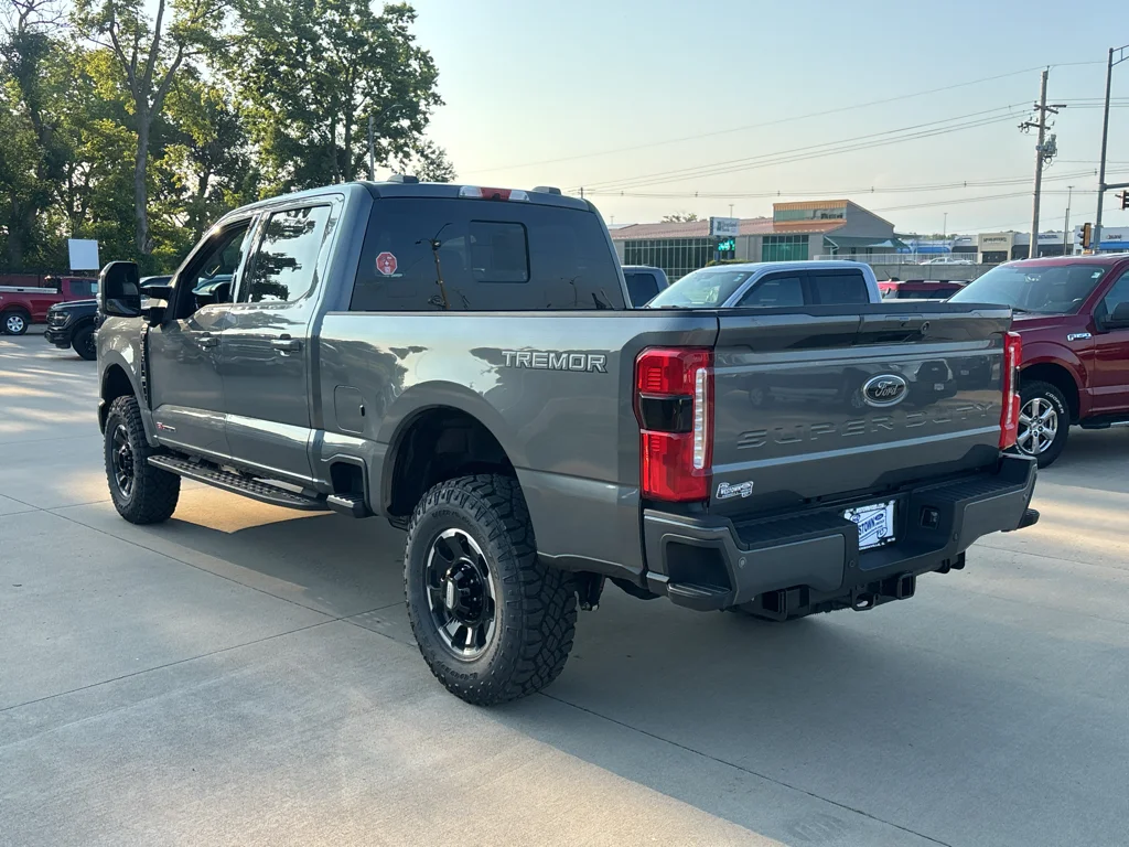 New 2026 Carbonized Gray Metallic Ford F-350® Lariat® image 7