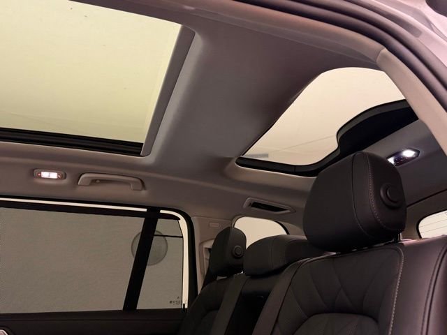 Used 2024 Skyscraper Gray Metallic BMW xDrive40i image 25
