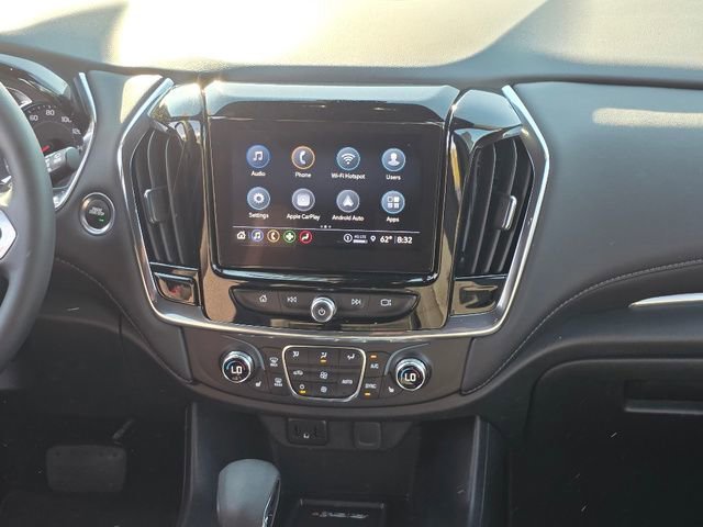 Used 2023 Summit White Chevrolet LT Cloth image 3