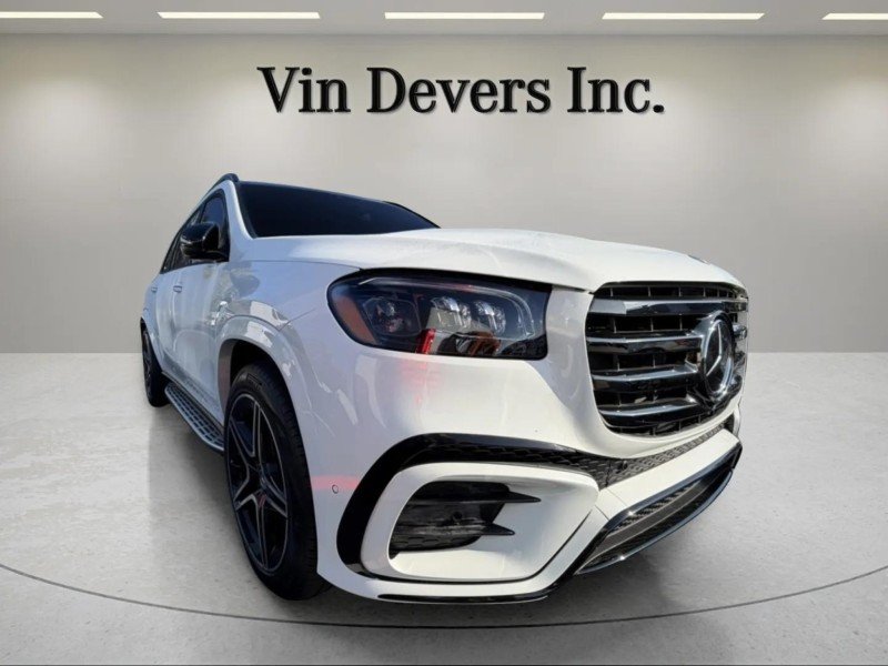 Used 2024  Mercedes-Benz GLS 450 image 1