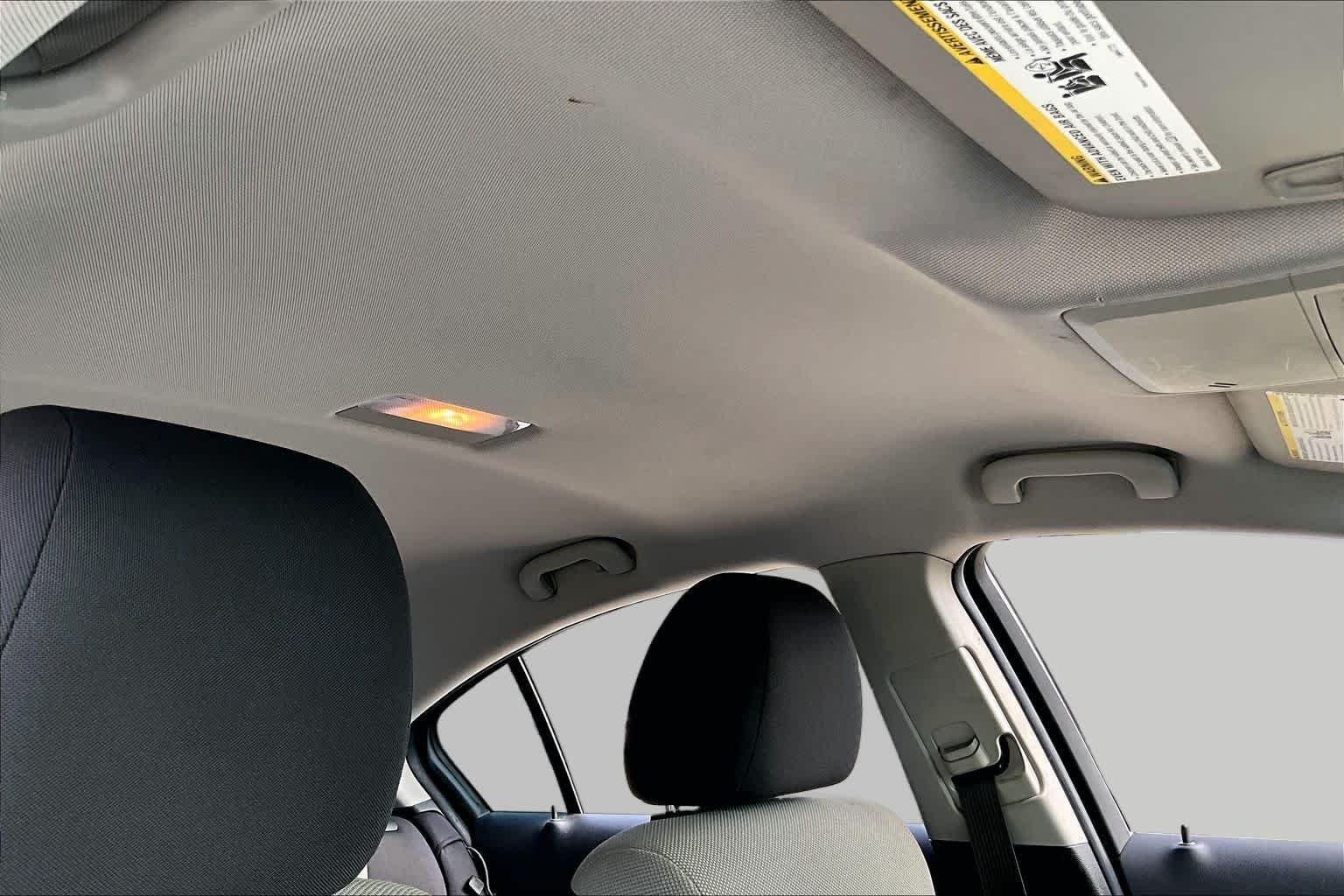 Used 2014 Summit White Chevrolet LS image 12