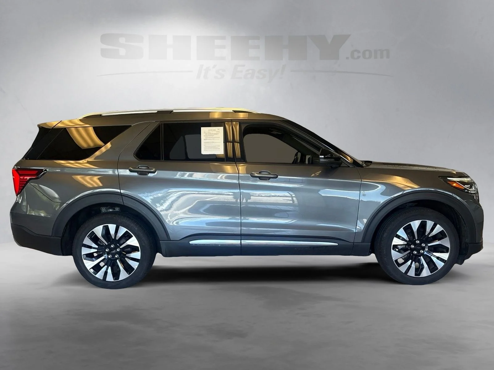 Certified Used 2025 Carbonized Gray Metallic Ford Platinum image 8