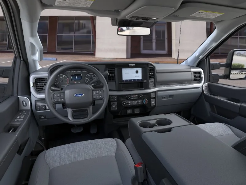 New 2026 Oxford White Ford XLT image 9
