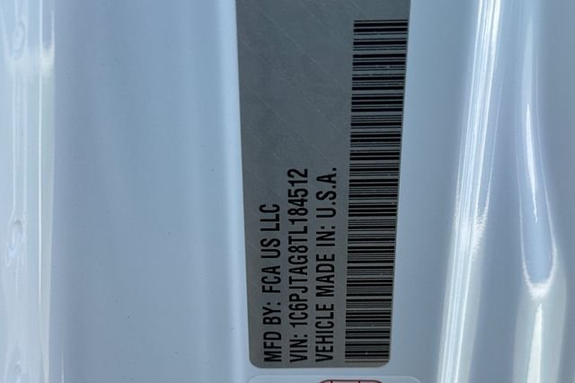 New 2026 Bright White Clear-Coat Exterior Paint Jeep 85th Anniversary Edition image 27