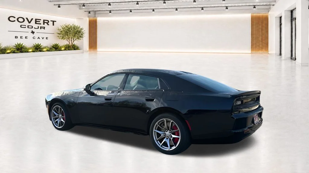 New 2026 Diamond Black Crystal Pearlcoat Dodge R/T Scat Pack image 9