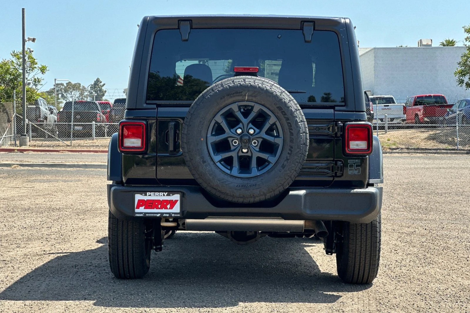 New 2026 Black Clear-Coat Exterior Paint Jeep 85th Anniversary Edition image 4