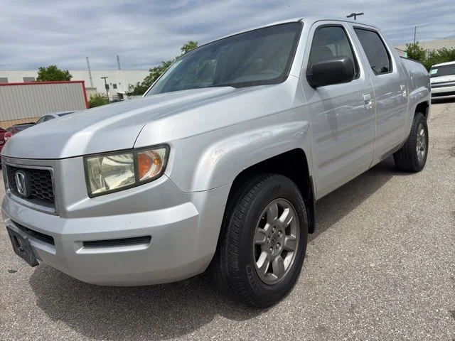 Used 2007 Silver Honda RTX image 3