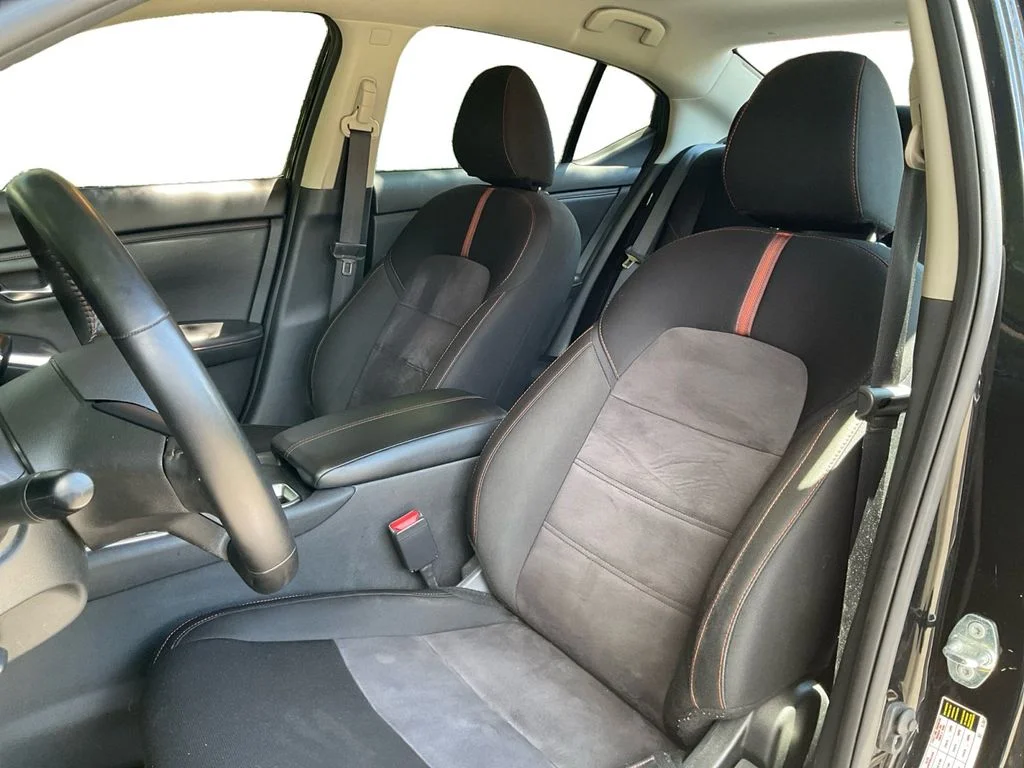 Used 2025 Black Nissan SR image 27