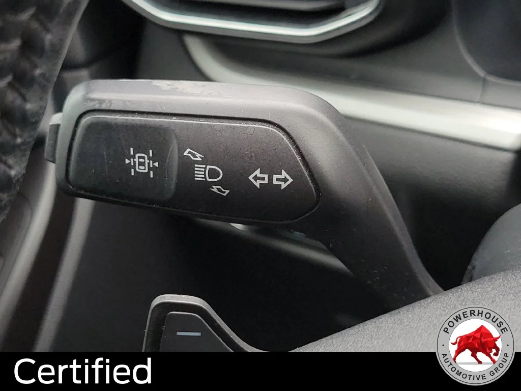 Used 2020 Silver Ford XLT image 31