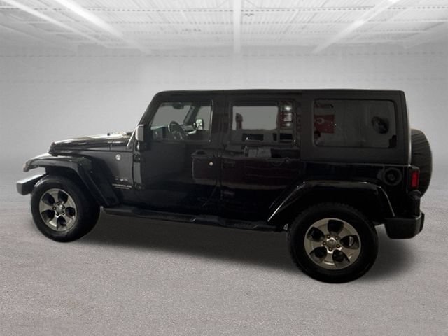 Used 2016 Black Jeep Sahara image 4