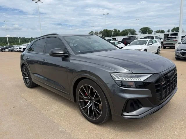 2022 Audi SQ8 Prestige's photo