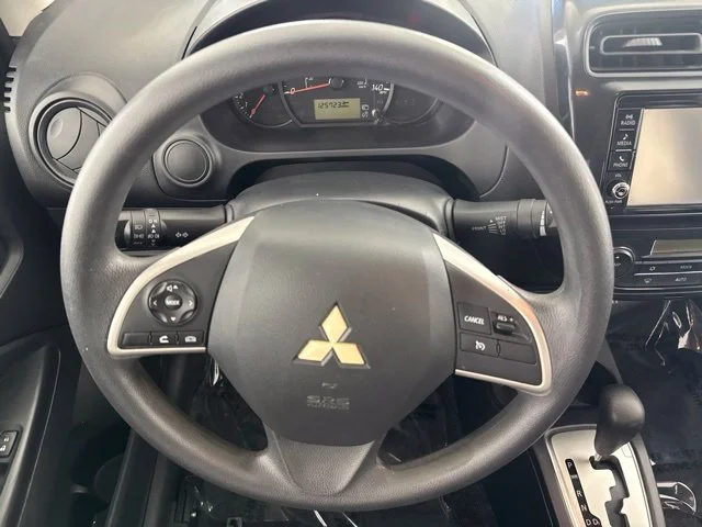 Used 2020  Mitsubishi ES image 22