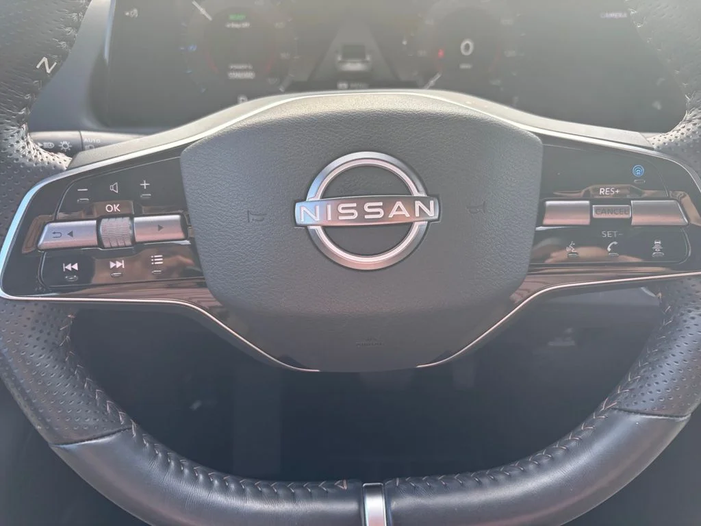 Used 2023 Gray Nissan ENGAGE image 20