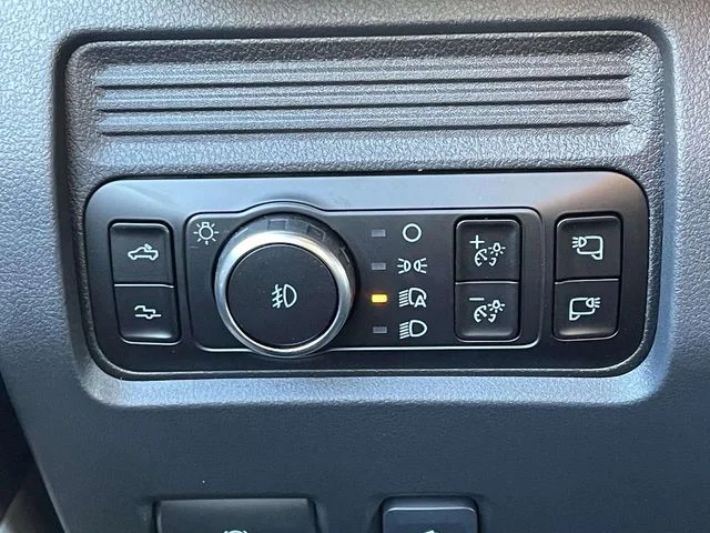 New 2026 Agate Black Metallic Ford F-250® Platinum® image 21