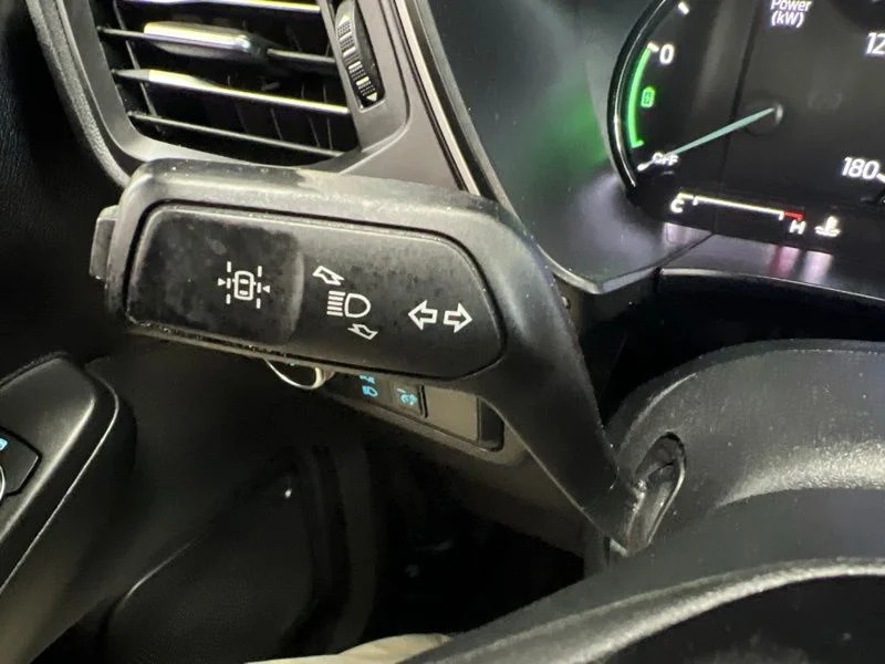 Used 2021 Gray Ford SEL image 21