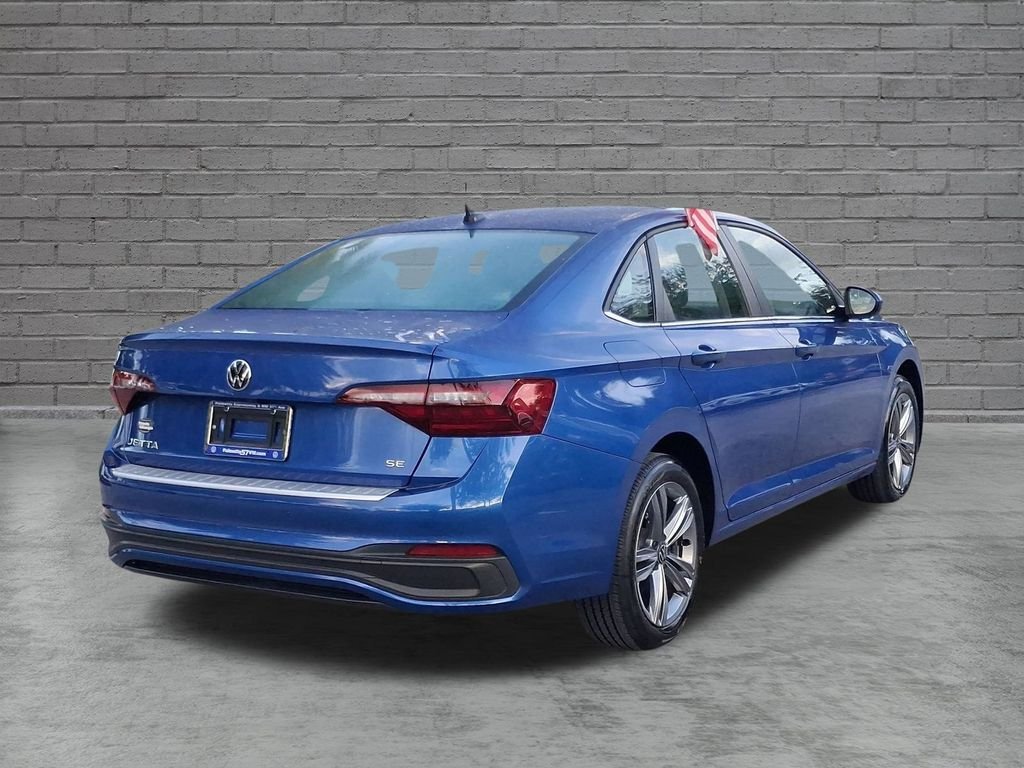 Used 2024 Blue Volkswagen 1.5T SE image 10